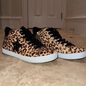 Steve Madden Cowhyde Leopard Sneakers